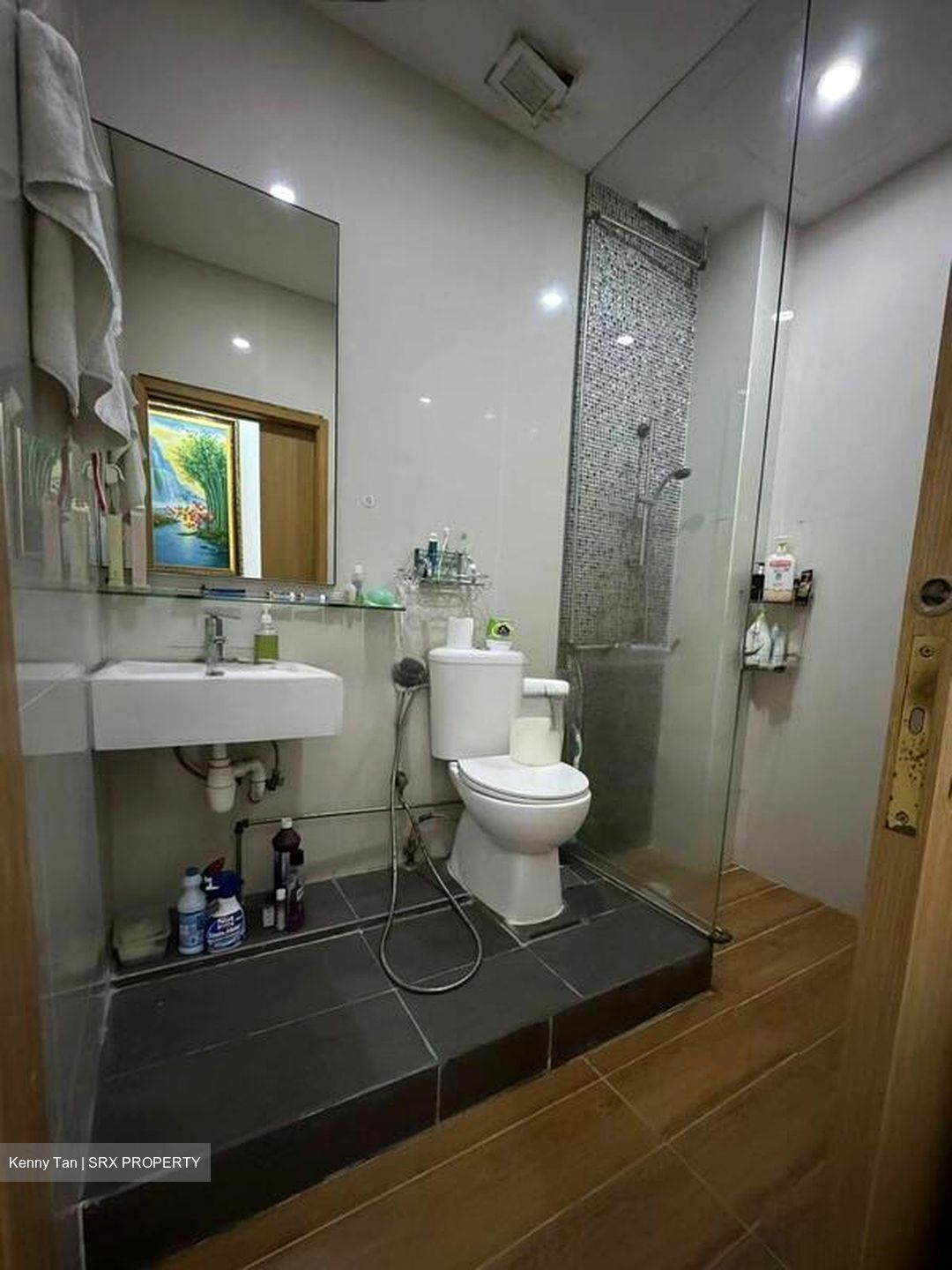 Sembawang Hills Estate (D20), Terrace #523867651